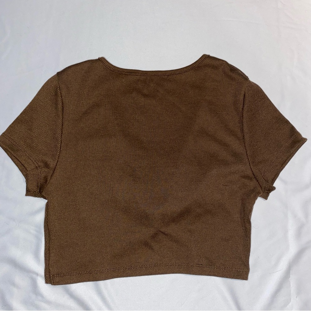 Brown Super Cropped Ribbed Tee - Picture 2 of 3